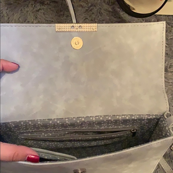 Crossbody - Picture 2 of 5